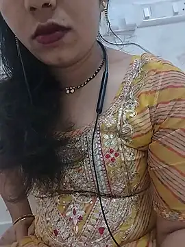 Snapshot of Simaran_bhabhi chatting on 06.07.26 Simaran bhabhi online show from 06.07.26