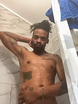 Snapshot of 1BeautyN1Beast chatting on 12.04.24 1BeautyN1Beast online show from 12.04.24