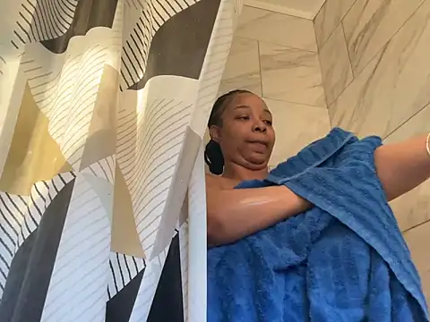 Snapshot of 1BeautyN1Beast chatting on 01.02.25 1BeautyN1Beast online show from 01.02.25