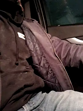 Snapshot of 1BeautyN1Beast chatting on 02.19.25 1BeautyN1Beast online show from 02.19.25