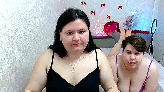 BeckyAndHellen online show from 01.10.25