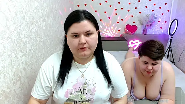 BeckyAndHellen online show from 02.24.25