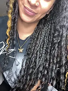 Shuggabutt online show from 02.15.26