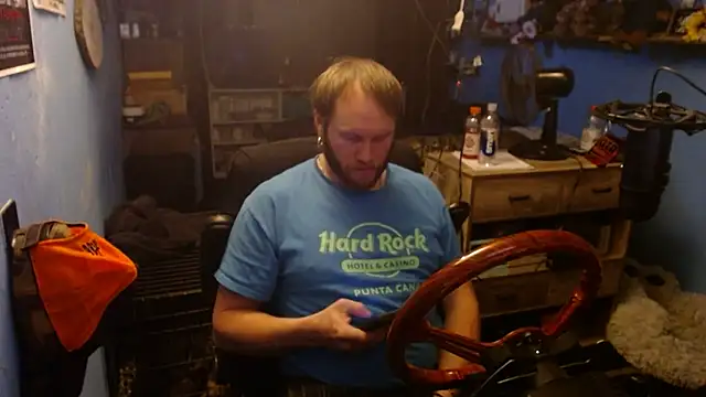 Snapshot of long_thinmint86 chatting on 02.27.25 long thinmint86 online show from 02.27.25