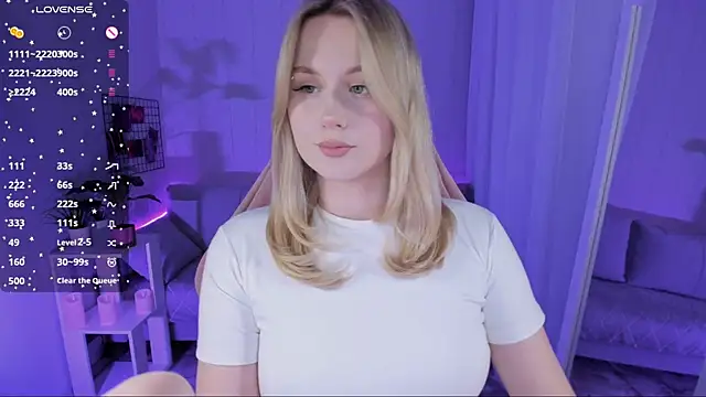 Honey blonde online show from 05.04.26