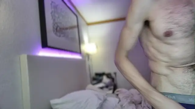 Snapshot of savageconfidence chatting on 10.28.25 savageconfidence online show from 10.28.25