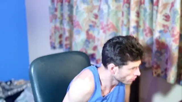 Snapshot of savageconfidence chatting on 11.01.25 savageconfidence online show from 11.01.25