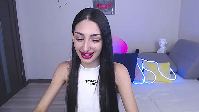 Snapshot of Lina_Robbins chatting on 02.28.25 Lina Robbins online show from 02.28.25