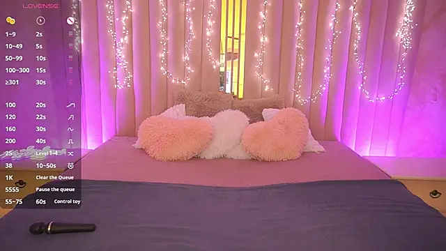 Snapshot of CarolinaDia chatting on 02.07.26 CarolinaDia online show from 02.07.26