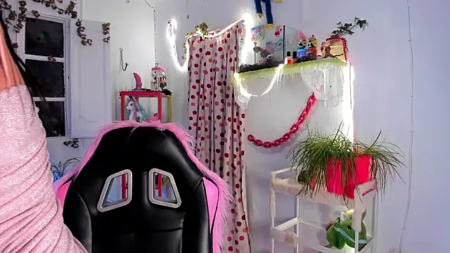 Snapshot of lady_sontse_ chatting on 02.15.26 lady sontse online show from 02.15.26