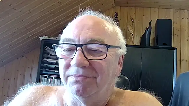 Snapshot of biggandybig chatting on 01.16.26 biggandybig online show from 01.16.26