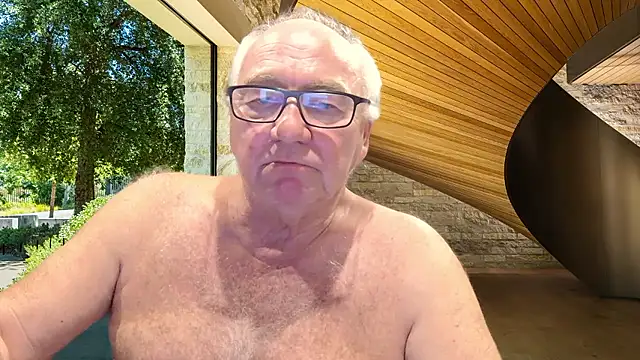 Snapshot of biggandybig chatting on 01.16.26 biggandybig online show from 01.16.26