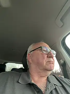 Snapshot of biggandybig chatting on 01.17.26 biggandybig online show from 01.17.26