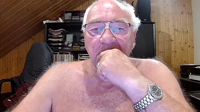 Snapshot of biggandybig chatting on 07.02.26 biggandybig online show from 07.02.26