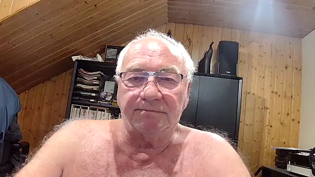 Snapshot of biggandybig chatting on 07.06.26 biggandybig online show from 07.06.26