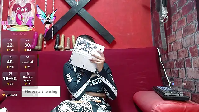 Yaumiko online show from 09.12.25