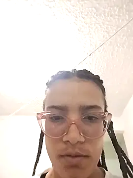 Yaumiko online show from 04.08.26