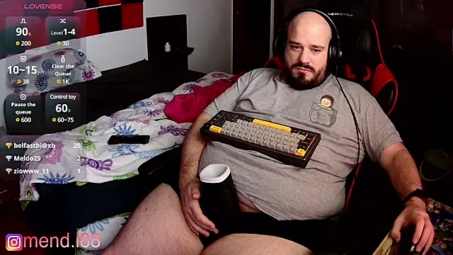 menditeta1 online show from 12.27.24