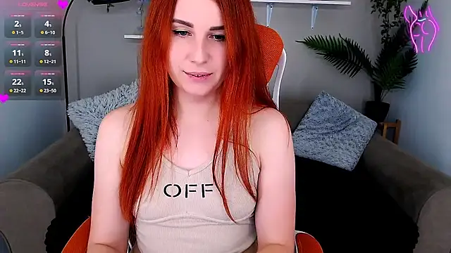YrKiraXO online show from 12.02.24