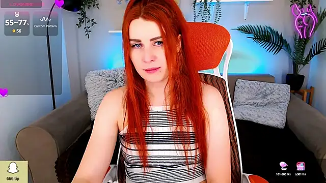 YrKiraXO online show from 02.04.25