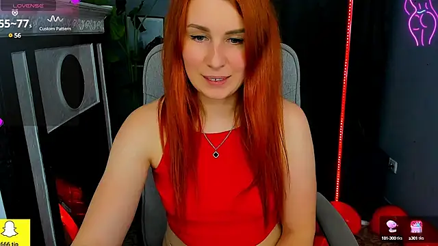 YrKiraXO online show from 02.19.25