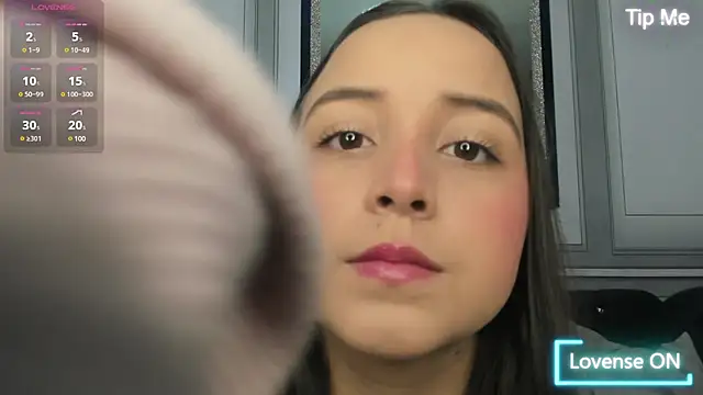 Snapshot of Alisson_sweet18_ chatting on 02.09.25 Alisson sweet18 online show from 02.09.25