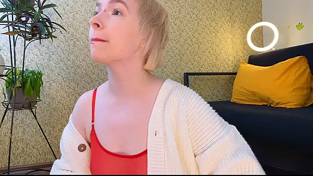 EmmyAmbros online show from 02.18.25