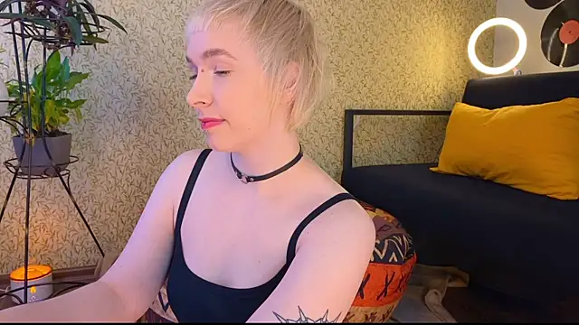 EmmyAmbros online show from 02.28.25