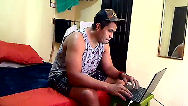 Snapshot of lozter345 chatting on 09.17.25 lozter345 online show from 09.17.25