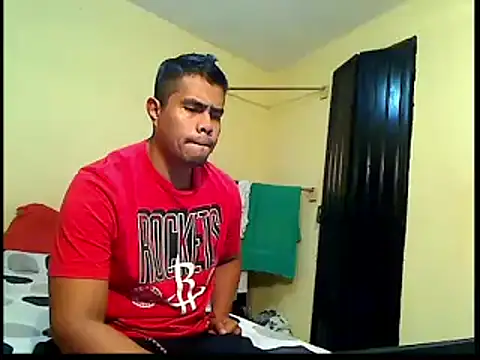 Snapshot of lozter345 chatting on 10.29.25 lozter345 online show from 10.29.25