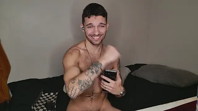 Snapshot of JackDesFeux chatting on 01.13.25 JackDesFeux online show from 01.13.25