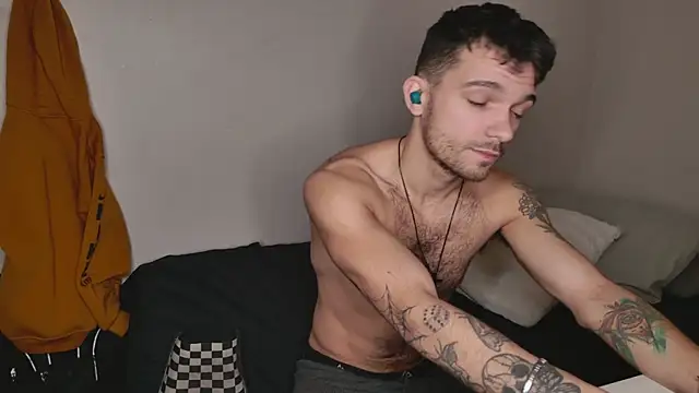 Snapshot of JackDesFeux chatting on 01.15.25 JackDesFeux online show from 01.15.25