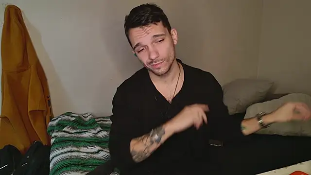 Snapshot of JackDesFeux chatting on 01.26.25 JackDesFeux online show from 01.26.25