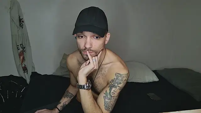 Snapshot of JackDesFeux chatting on 02.13.25 JackDesFeux online show from 02.13.25