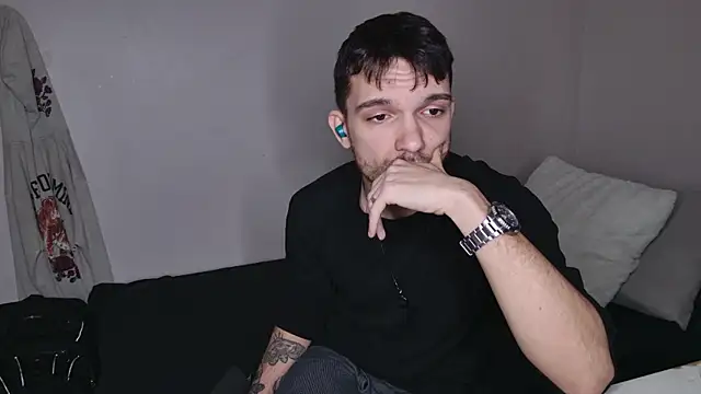 Snapshot of JackDesFeux chatting on 02.23.25 JackDesFeux online show from 02.23.25