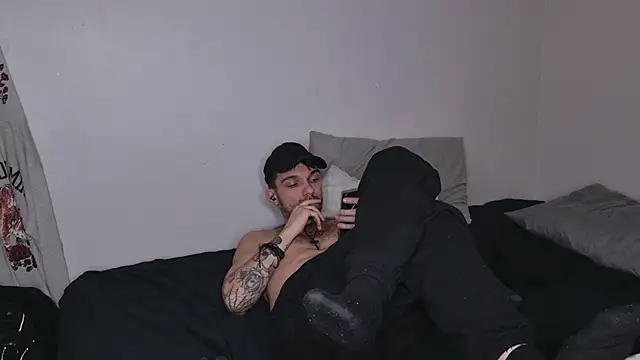 Snapshot of JackDesFeux chatting on 02.24.25 JackDesFeux online show from 02.24.25