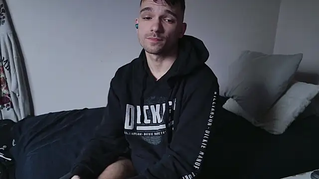 Snapshot of JackDesFeux chatting on 02.27.25 JackDesFeux online show from 02.27.25