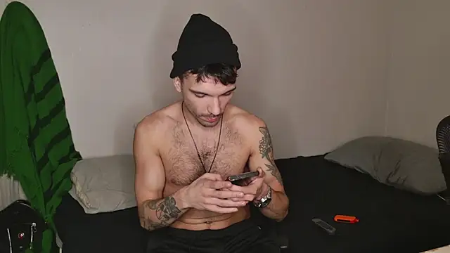 Snapshot of JackDesFeux chatting on 03.18.25 JackDesFeux online show from 03.18.25