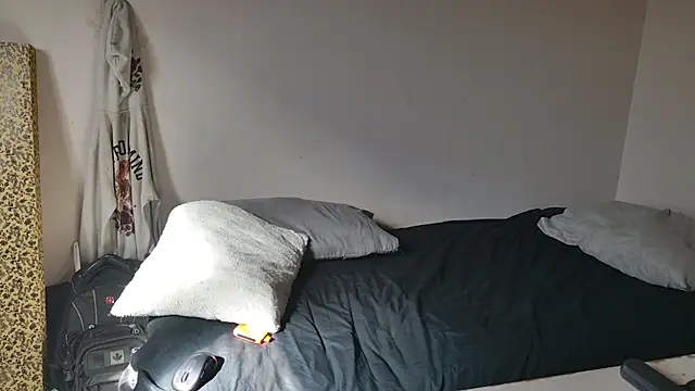 Snapshot of JackDesFeux chatting on 03.19.25 JackDesFeux online show from 03.19.25