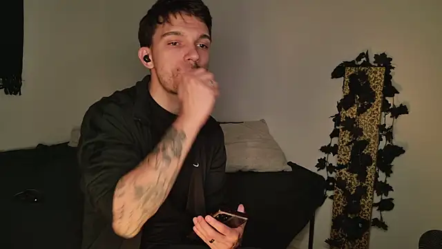 Snapshot of JackDesFeux chatting on 10.09.25 JackDesFeux online show from 10.09.25