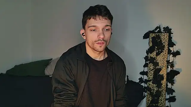 Snapshot of JackDesFeux chatting on 10.11.25 JackDesFeux online show from 10.11.25