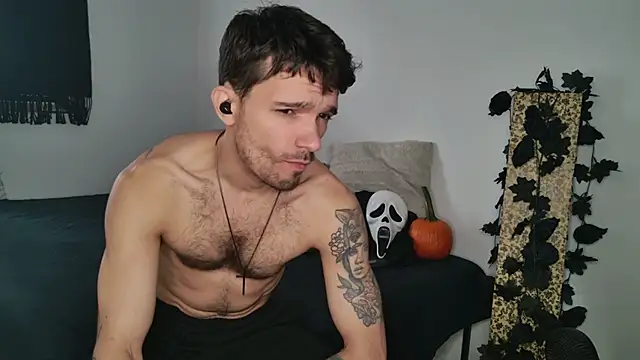 Snapshot of JackDesFeux chatting on 10.25.25 JackDesFeux online show from 10.25.25