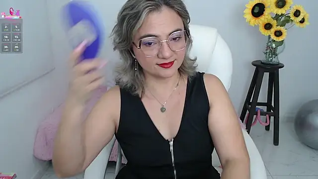 ana milf online show from 09.18.25