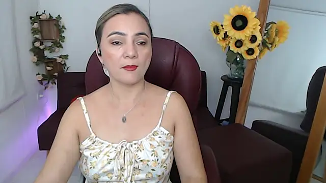 Snapshot of ana_milf chatting on 06.22.26 ana milf online show from 06.22.26