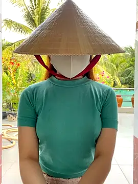 BabyThree  online show from 11.14.25