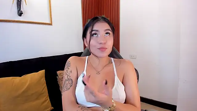 Snapshot of Zayda_1 chatting on 10.09.25 Zayda 1 online show from 10.09.25