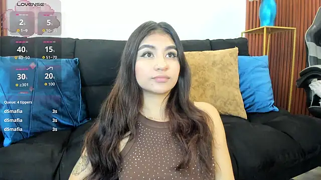 Snapshot of Zayda_1 chatting on 10.19.25 Zayda 1 online show from 10.19.25