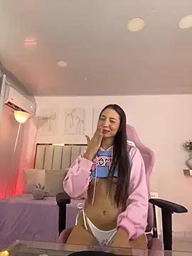 Cristall Bunny online show from 11.03.25