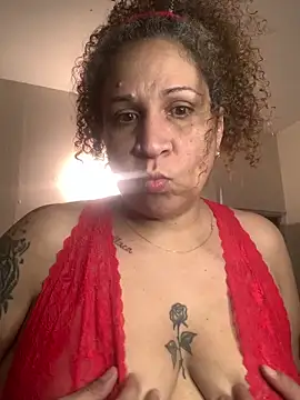 Snapshot of ladycreamypr2 chatting on 02.11.26 ladycreamypr2 online show from 02.11.26