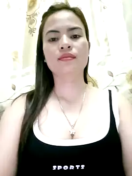 NgocQuyen2K online show from 02.05.25